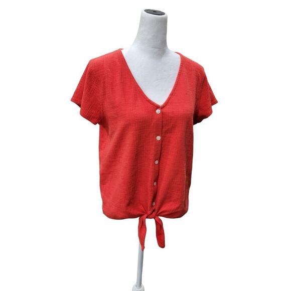 J. Crew Women's Textured Tie Front Top Size Medium Red Button Front V Neck - Picture 7 of 8